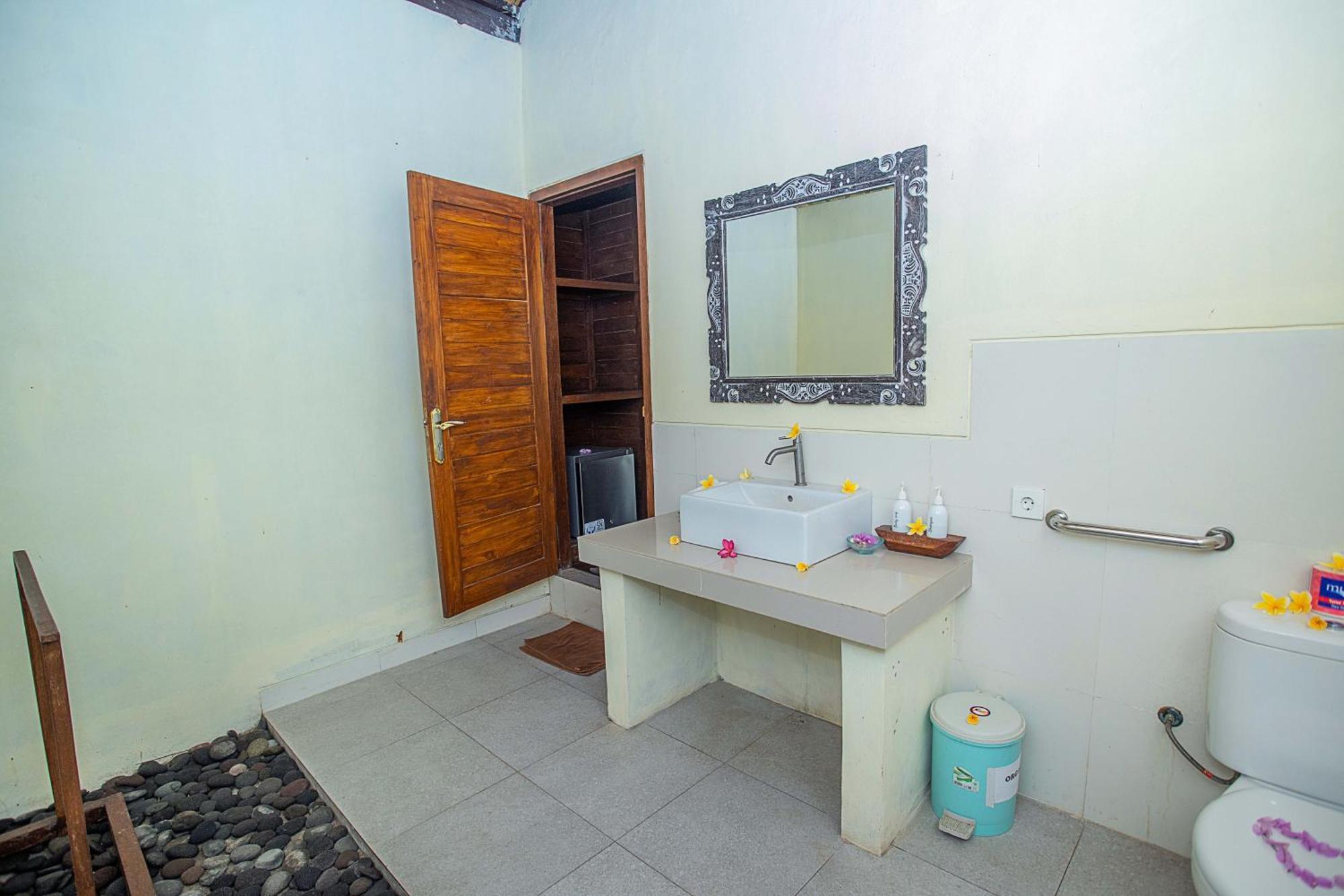 D'Muncuk Huts Hotel Lembongan Exterior foto