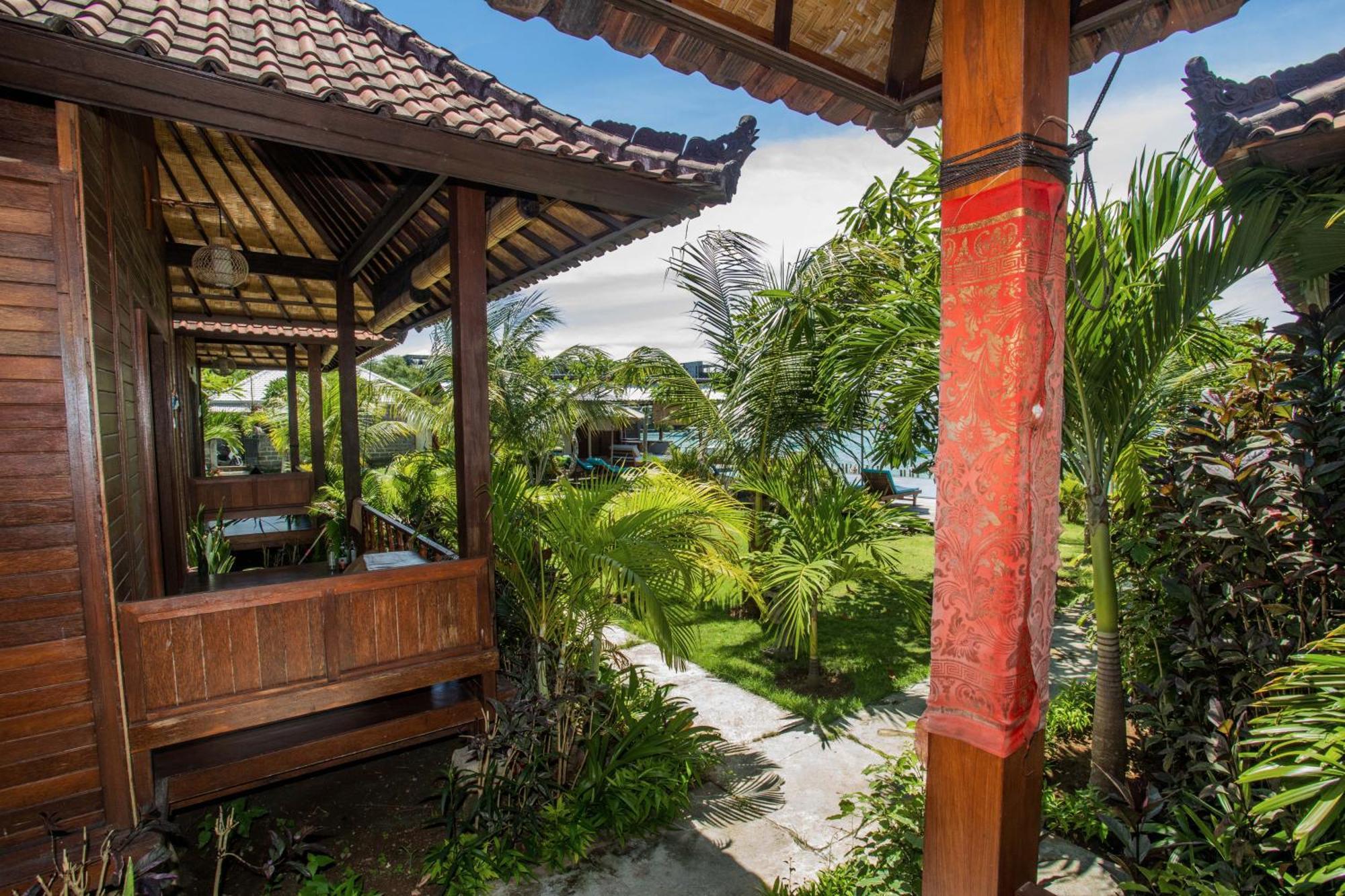 D'Muncuk Huts Hotel Lembongan Exterior foto